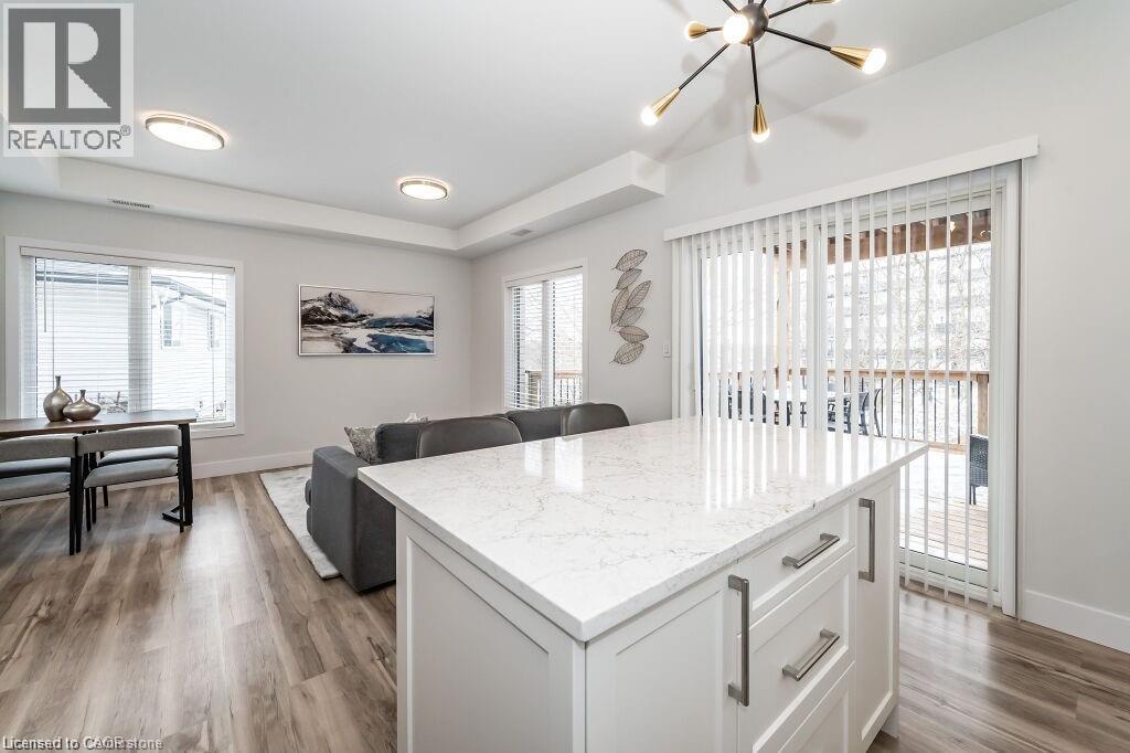 498 Karn Street Property Photo 10