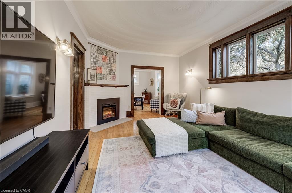 22 Maynard Avenue Property Photo 8