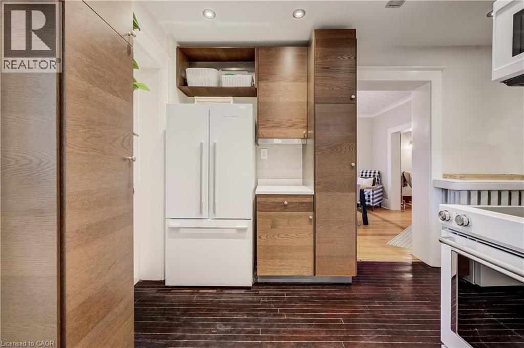 22 Maynard Avenue Property Photo 17