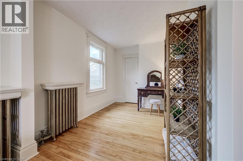 22 Maynard Avenue Property Photo 21