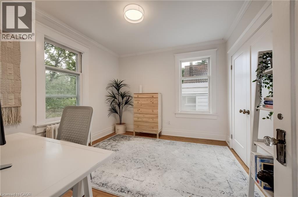 22 Maynard Avenue Property Photo 34