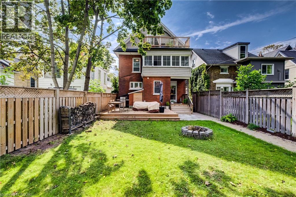 22 Maynard Avenue Property Photo 43