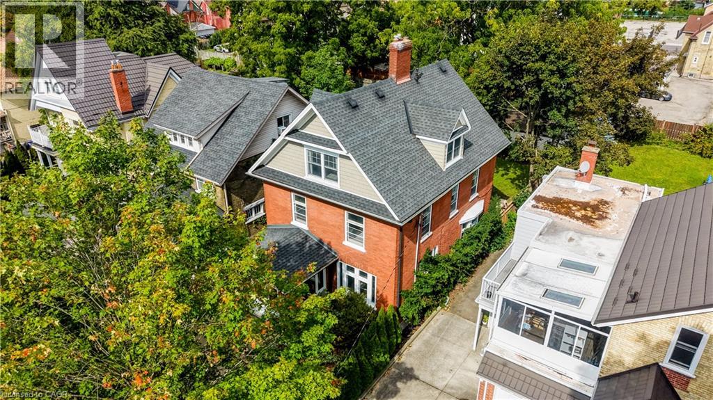 22 Maynard Avenue Property Photo 45