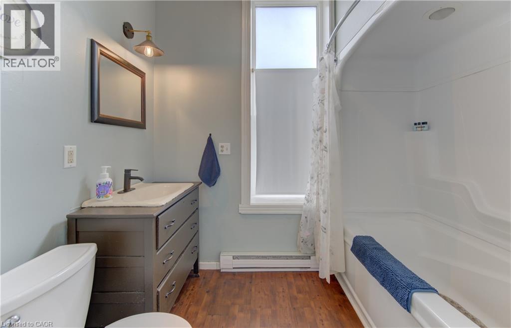 422-430 Turnberry Street Property Photo 11
