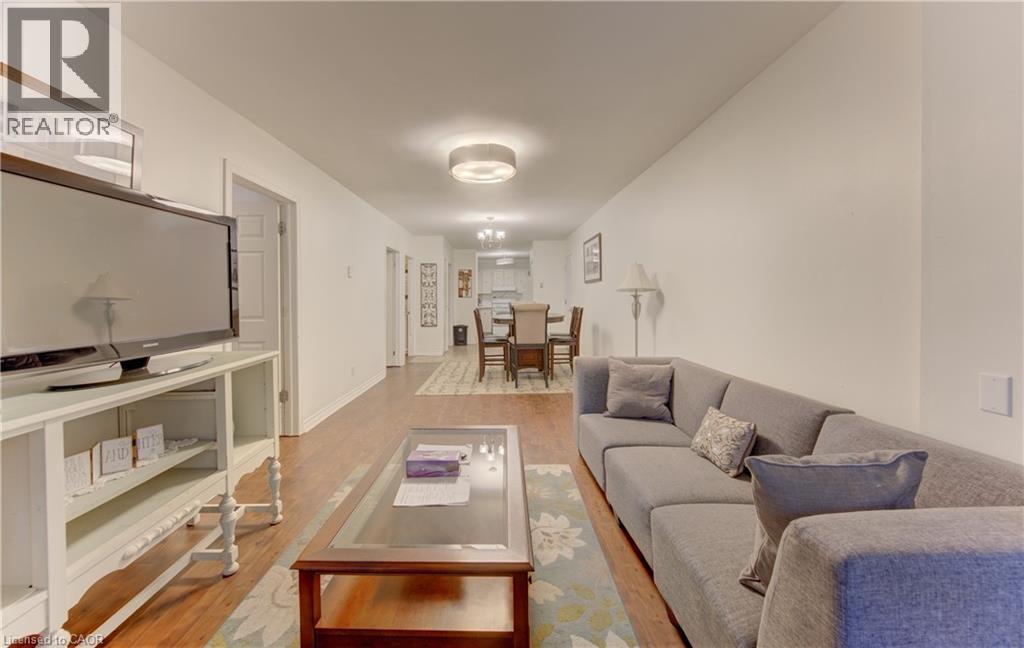 422-430 Turnberry Street Property Photo 23