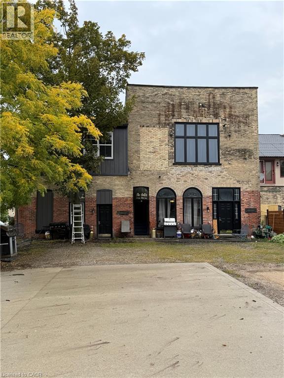 422-430 Turnberry Street Property Photo 35