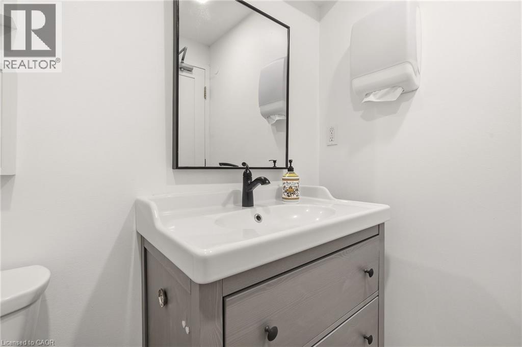 326 Wilson Street E Unit# N.suite Property Photo 25