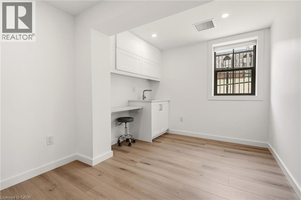 326 Wilson Street E Unit# N.suite Property Photo 33