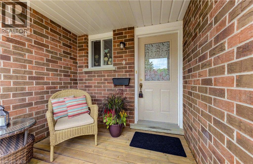 360 Cornridge Place Unit# 4 Property Photo 2