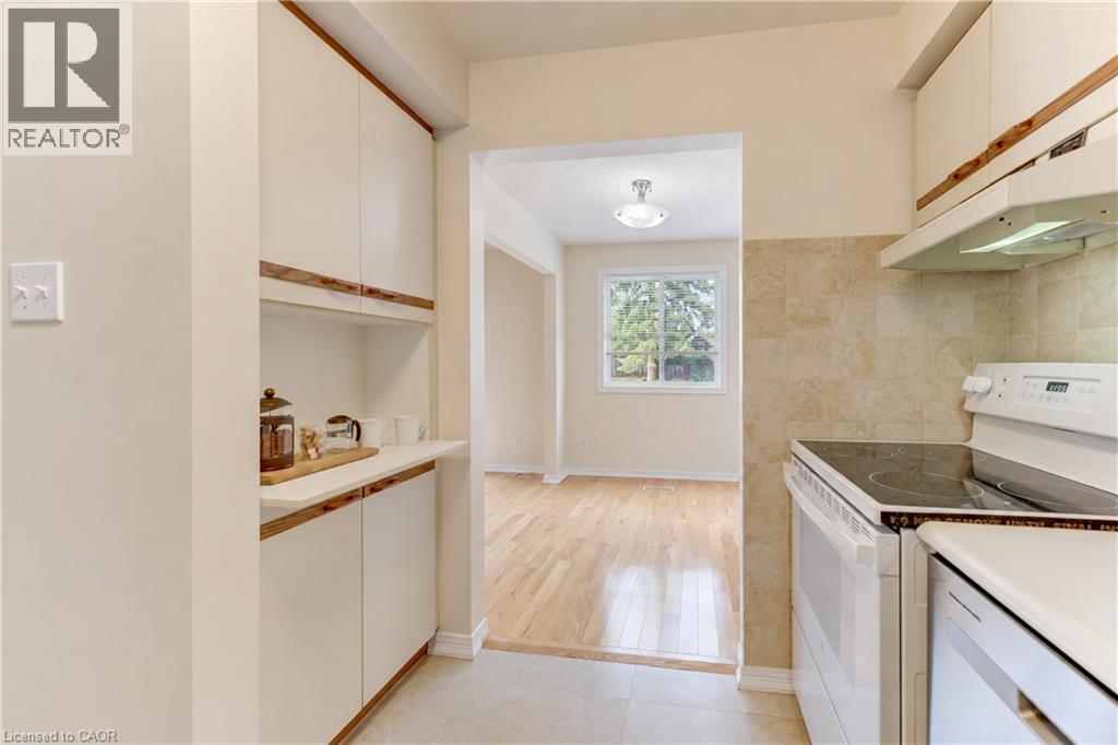 360 Cornridge Place Unit# 4 Property Photo 5