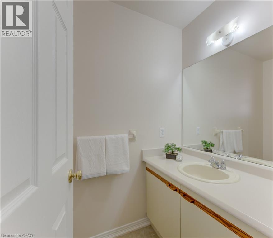 360 Cornridge Place Unit# 4 Property Photo 9