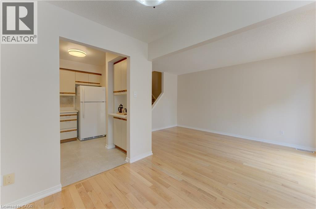 360 Cornridge Place Unit# 4 Property Photo 15