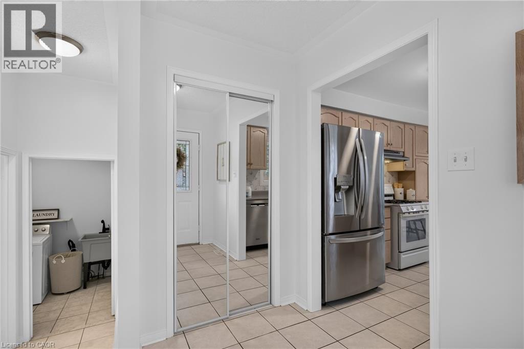 5555 Linwell Place Property Photo 5