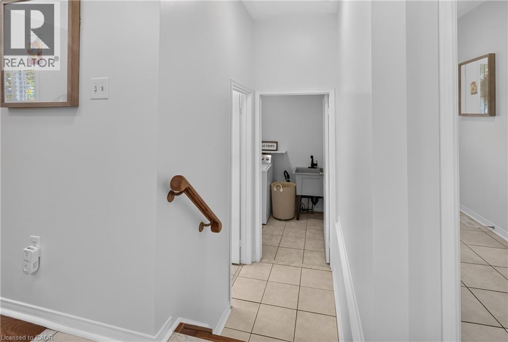 5555 Linwell Place Property Photo 12