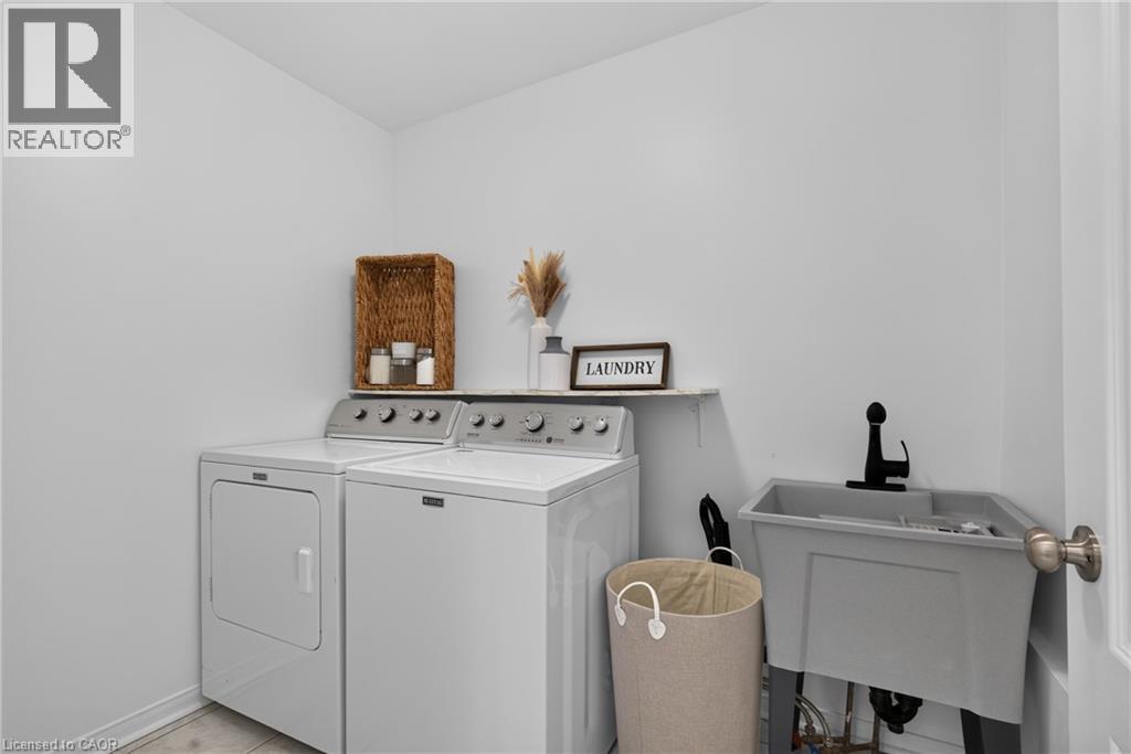 5555 Linwell Place Property Photo 14