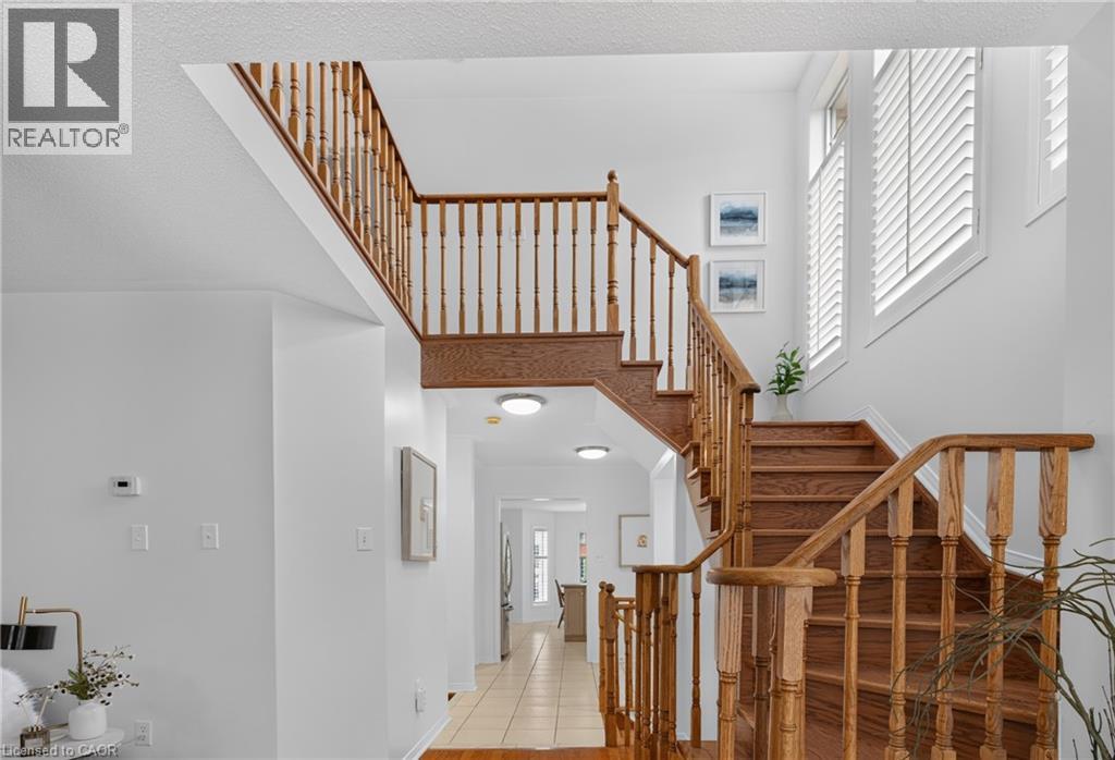 5555 Linwell Place Property Photo 18