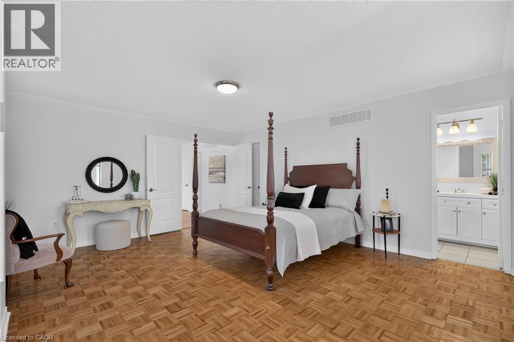 5555 Linwell Place Property Photo 23