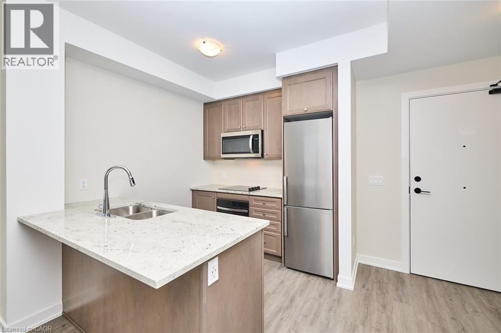 600 North Service Road Unit# 504 Property Photo 14
