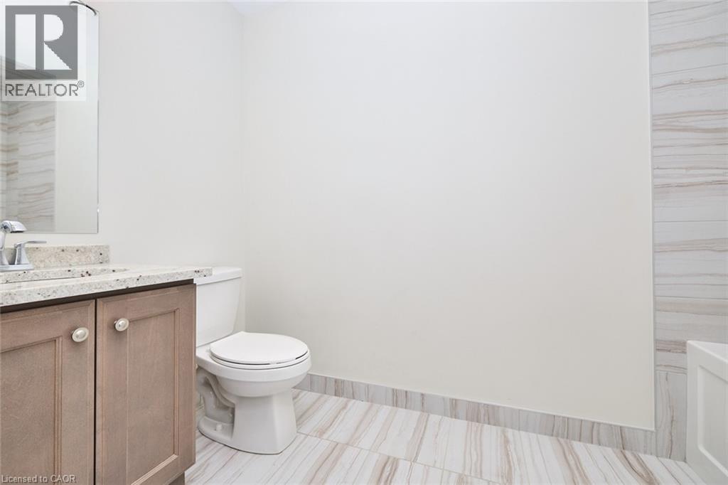 600 North Service Road Unit# 504 Property Photo 18