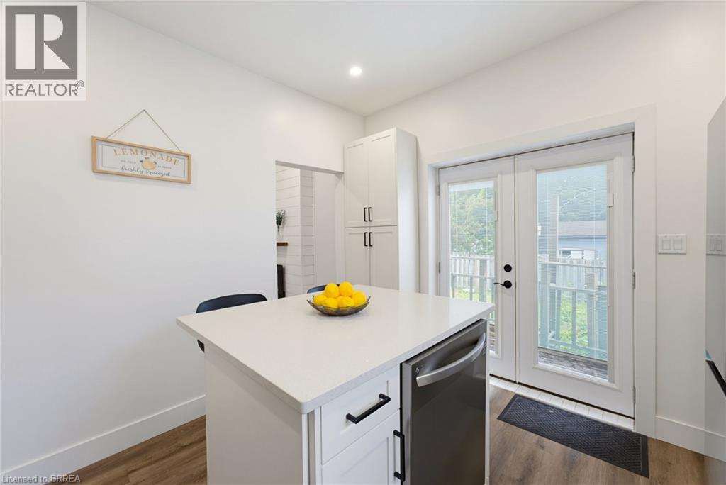 277 Murray Street Property Photo 8