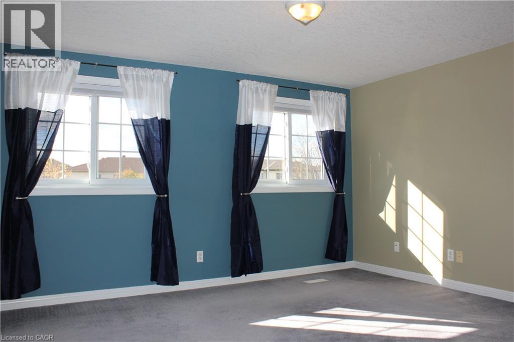 184 Northampton Crescent Unit# B Property Photo 10