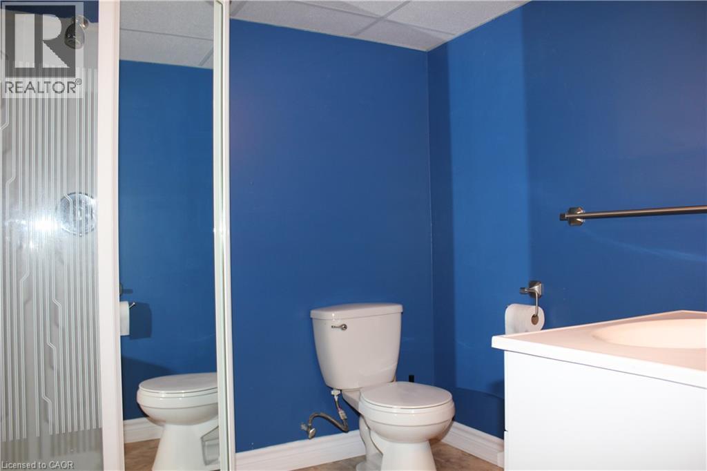 184 Northampton Crescent Unit# B Property Photo 19