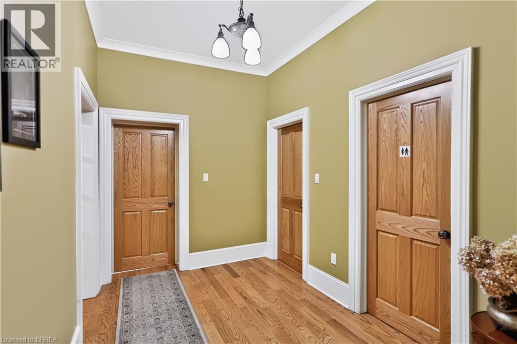 241 Brant Avenue Property Photo 6