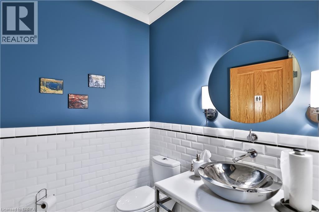 241 Brant Avenue Property Photo 8