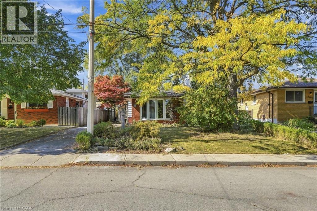 106 Victor Boulevard Property Photo 2