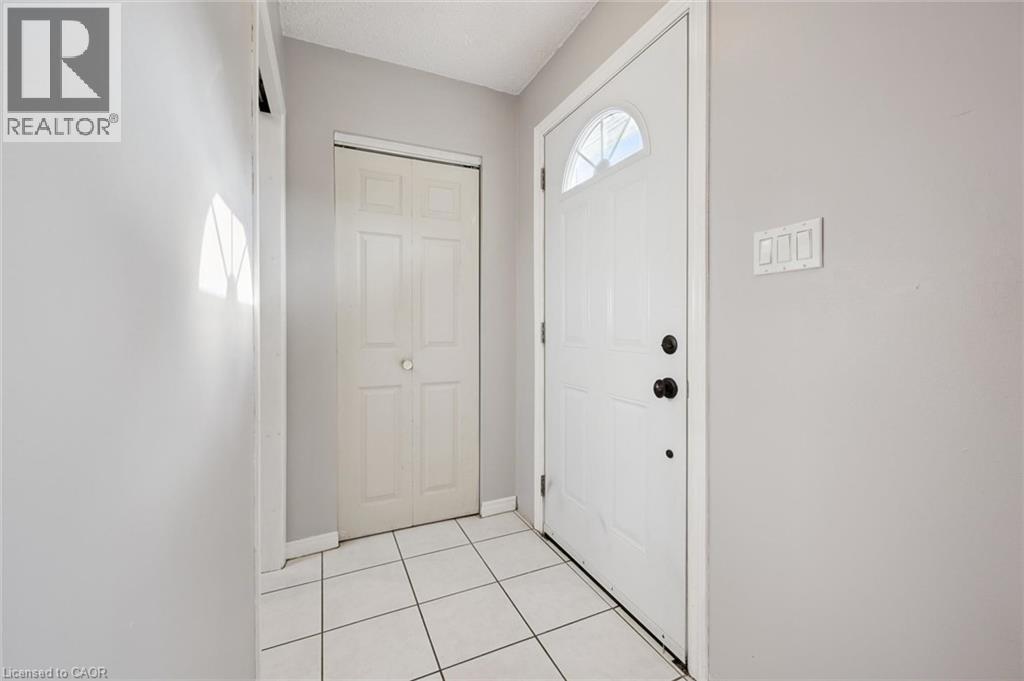212 Heritage Drive Property Photo 3