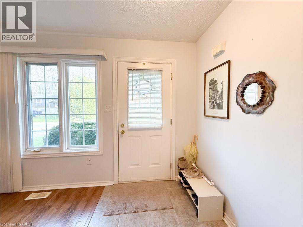 33a Lingwood Drive Property Photo 3