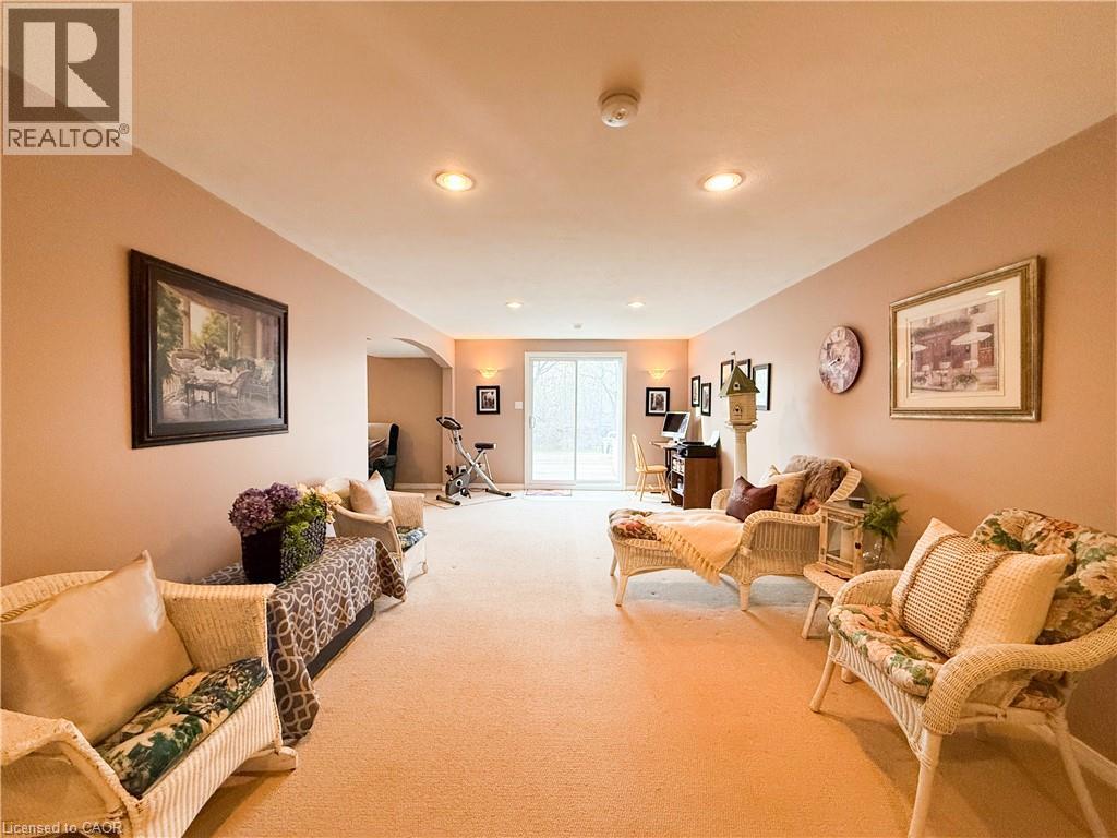 33a Lingwood Drive Property Photo 25