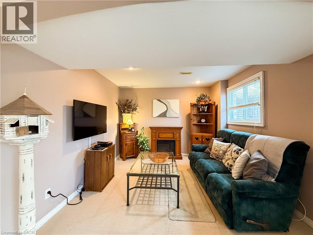 33a Lingwood Drive Property Photo 27