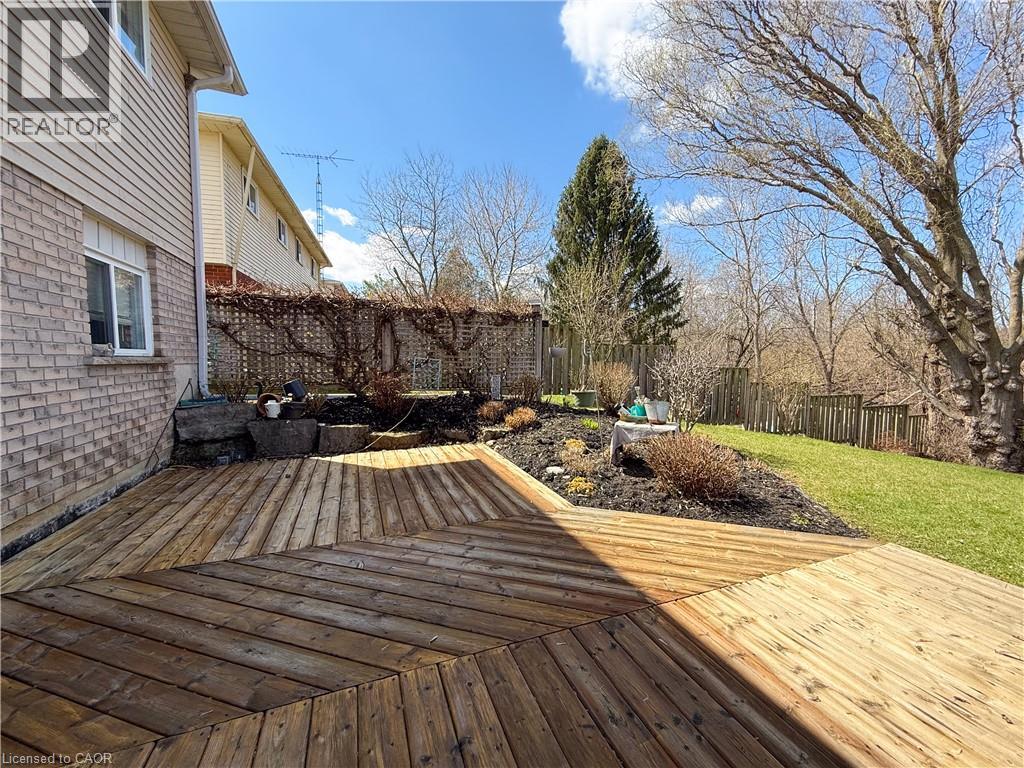 33a Lingwood Drive Property Photo 35