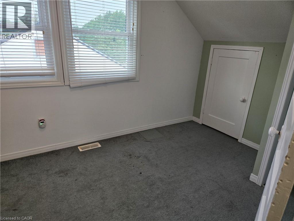 325 Simpson Avenue Property Photo 10