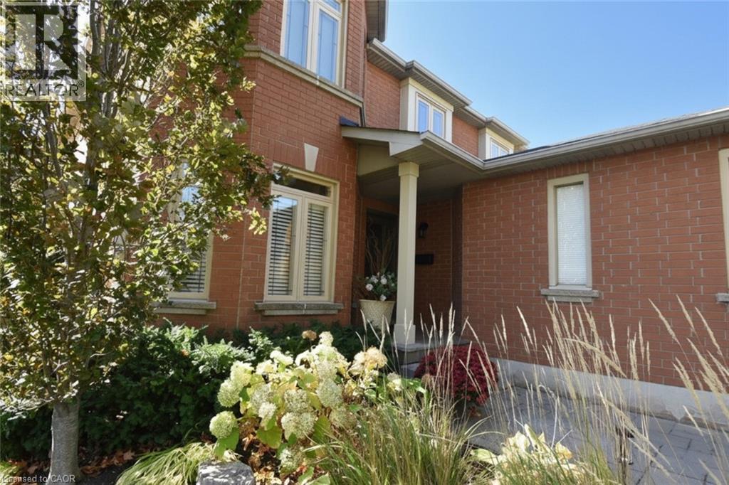 470 Amanda Crescent Property Photo 3