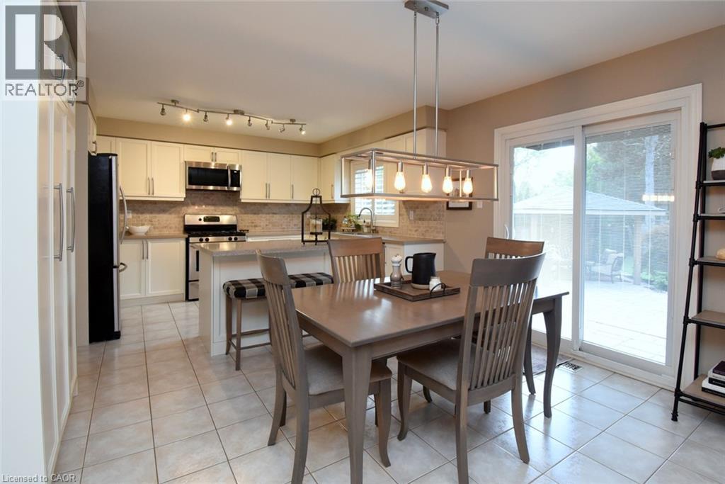 470 Amanda Crescent Property Photo 15