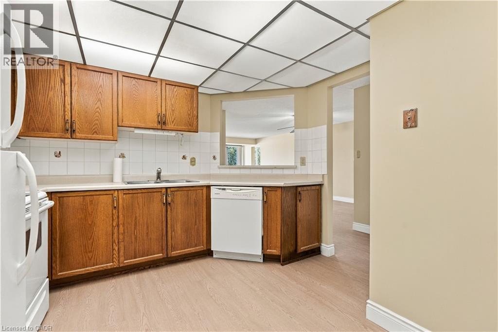 5070 Pinedale Avenue Unit# 302 Property Photo 8