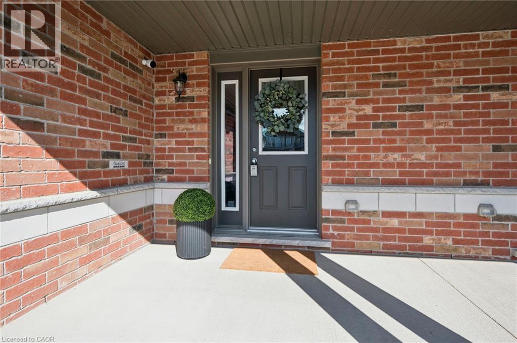 179 Eden Oak Trail Property Photo 4
