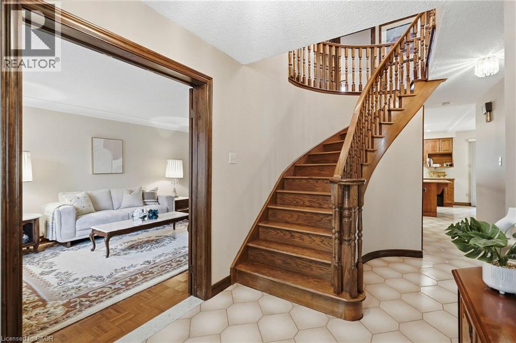 4 Nellida Crescent Property Photo 6