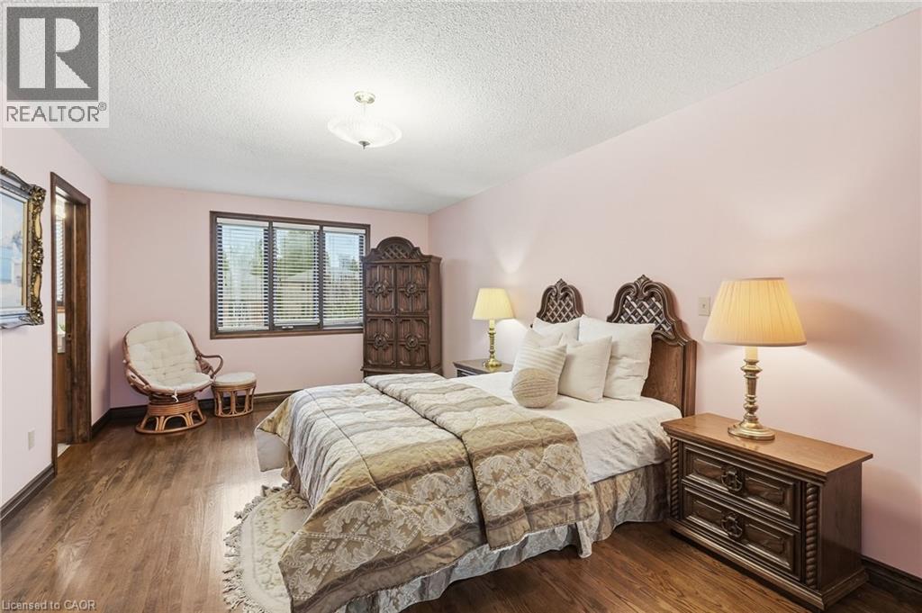 4 Nellida Crescent Property Photo 34
