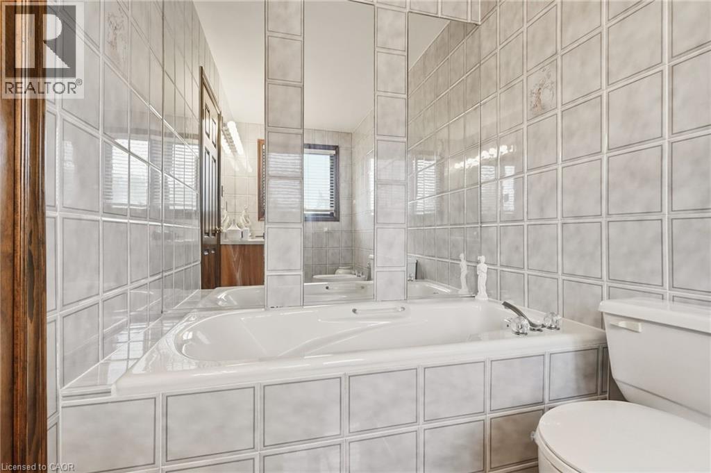 4 Nellida Crescent Property Photo 37