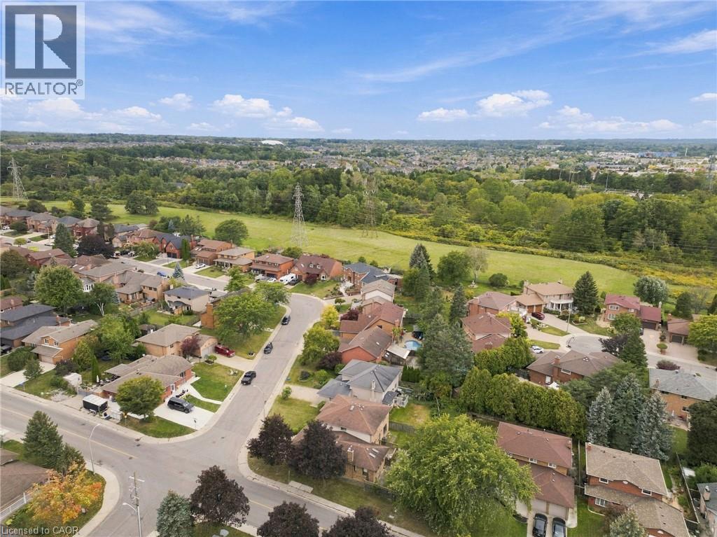 4 Nellida Crescent Property Photo 49