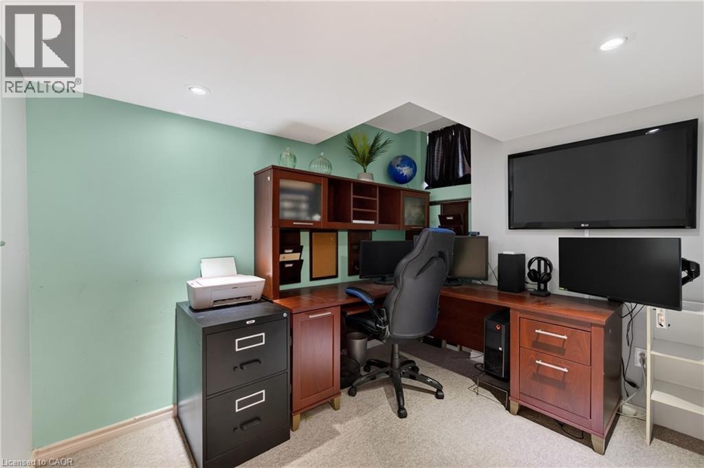 16 Haynes Court Property Photo 42