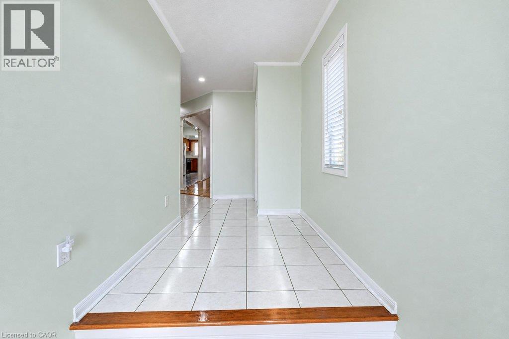 6484 Skipper Way Property Photo 4