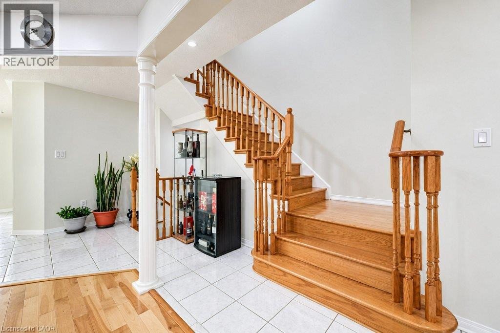 6484 Skipper Way Property Photo 8