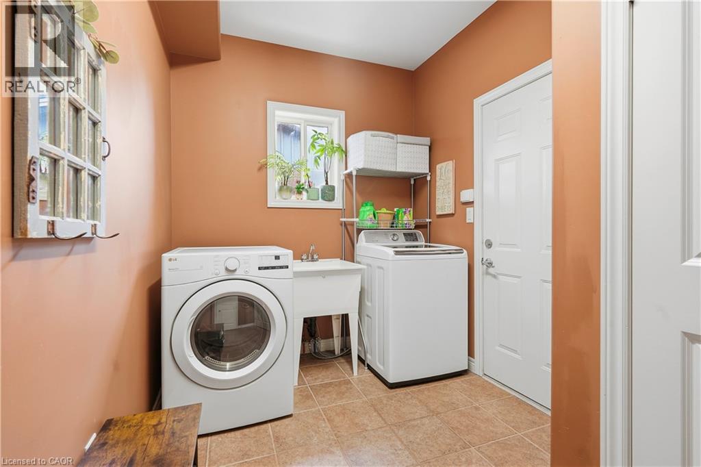 4530 Frances Crescent Property Photo 14