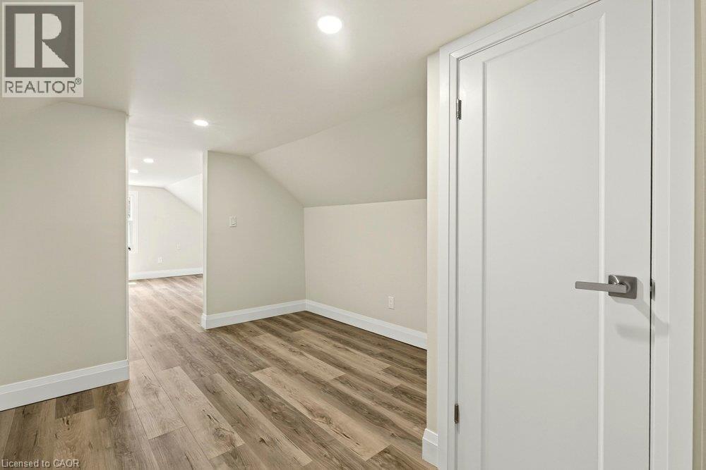 95 Chetwood Street Property Photo 39