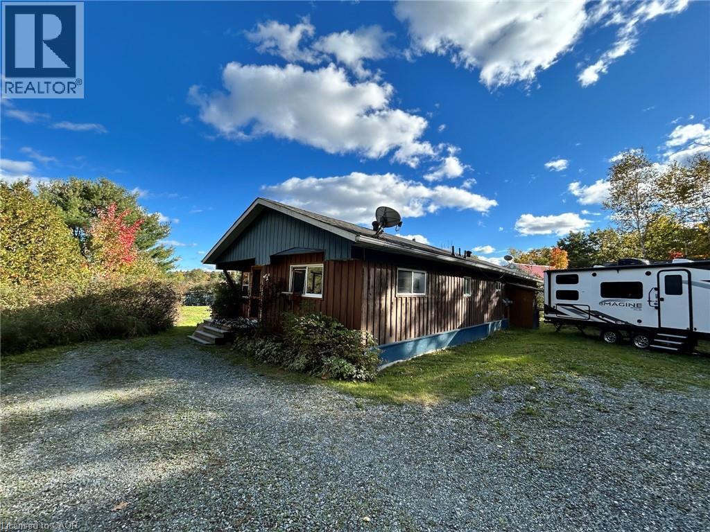 462 Waterfalls Road Property Photo 2