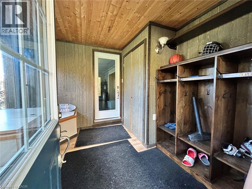 462 Waterfalls Road Property Photo 5